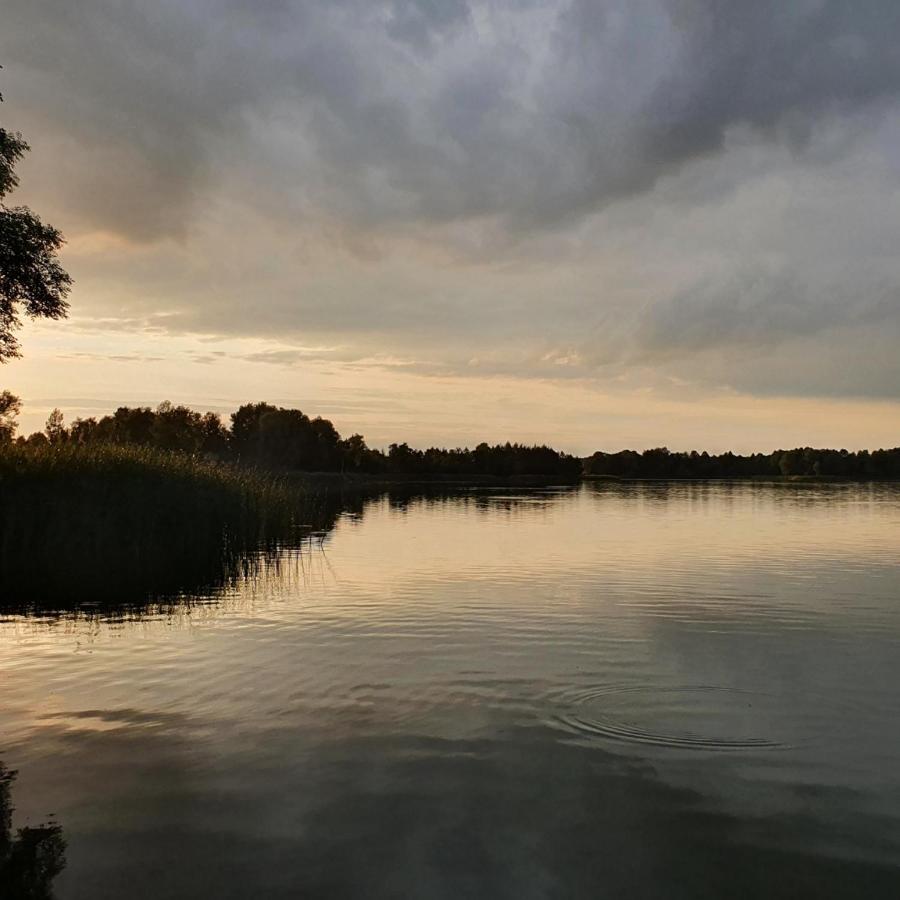 Domek Letniskowy Drewniany Nad Jeziorem Strzeszowskim Nowy Εξωτερικό φωτογραφία